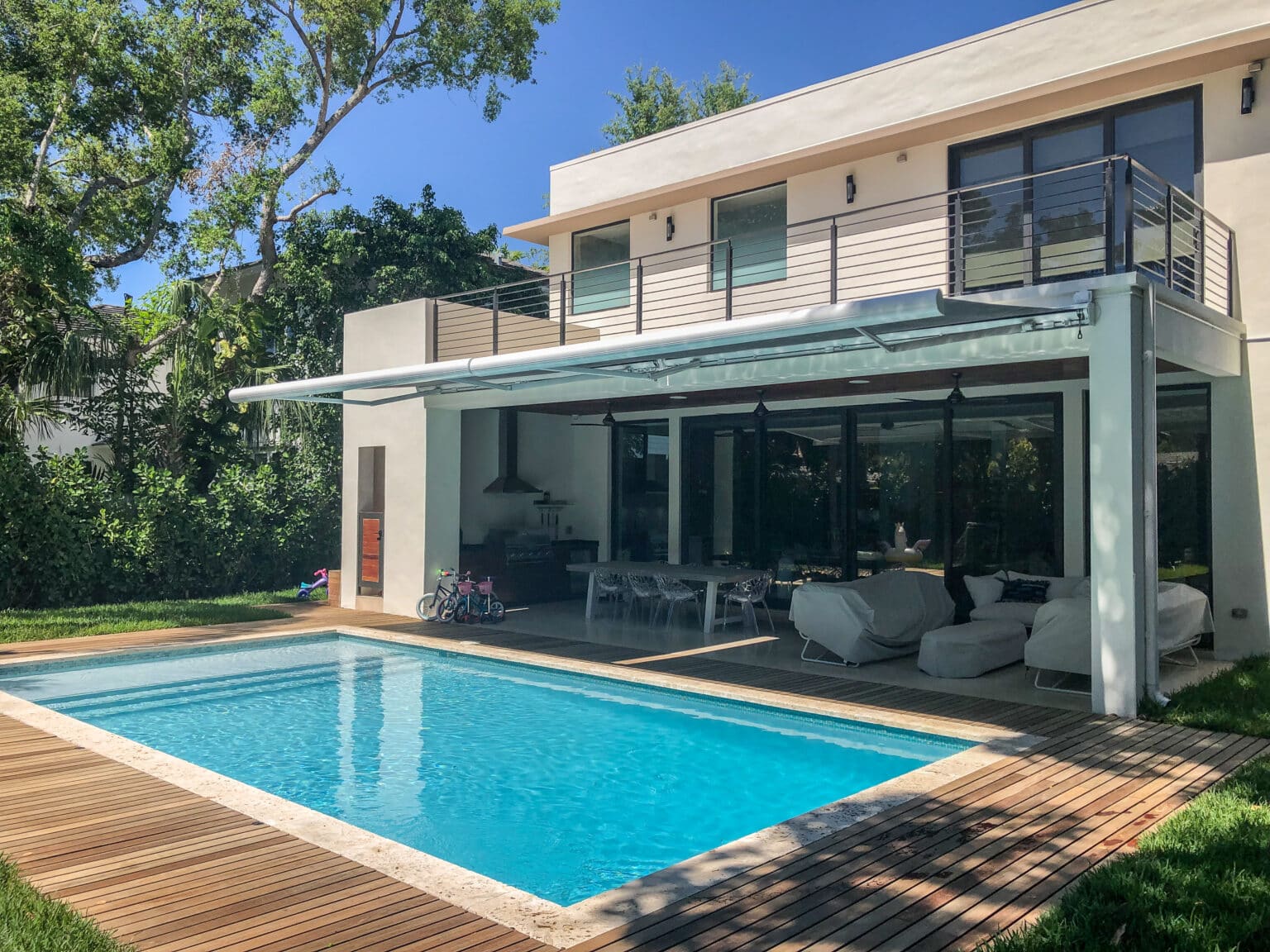 Coconut Grove+Retractable Awning+Eclipse5