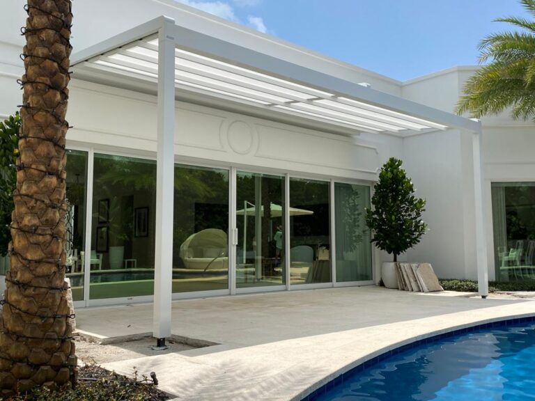 Markilux Pergola Stretch Installation – Palm Beach Residence